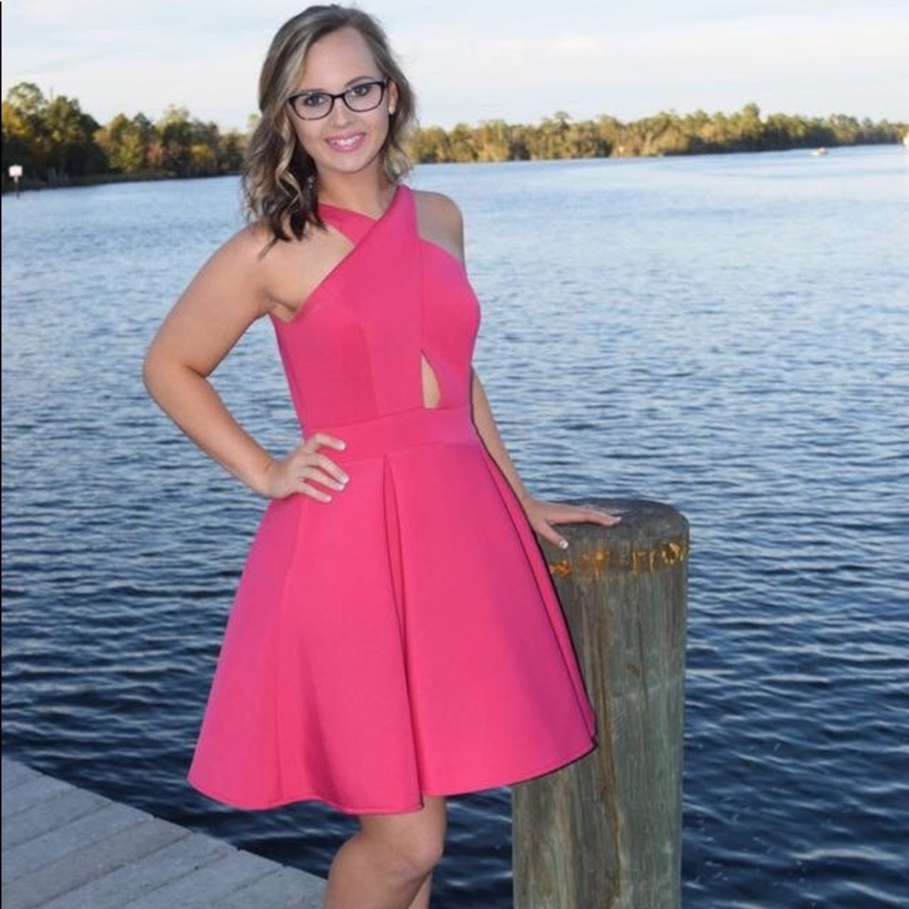 Rachel Allen short formal